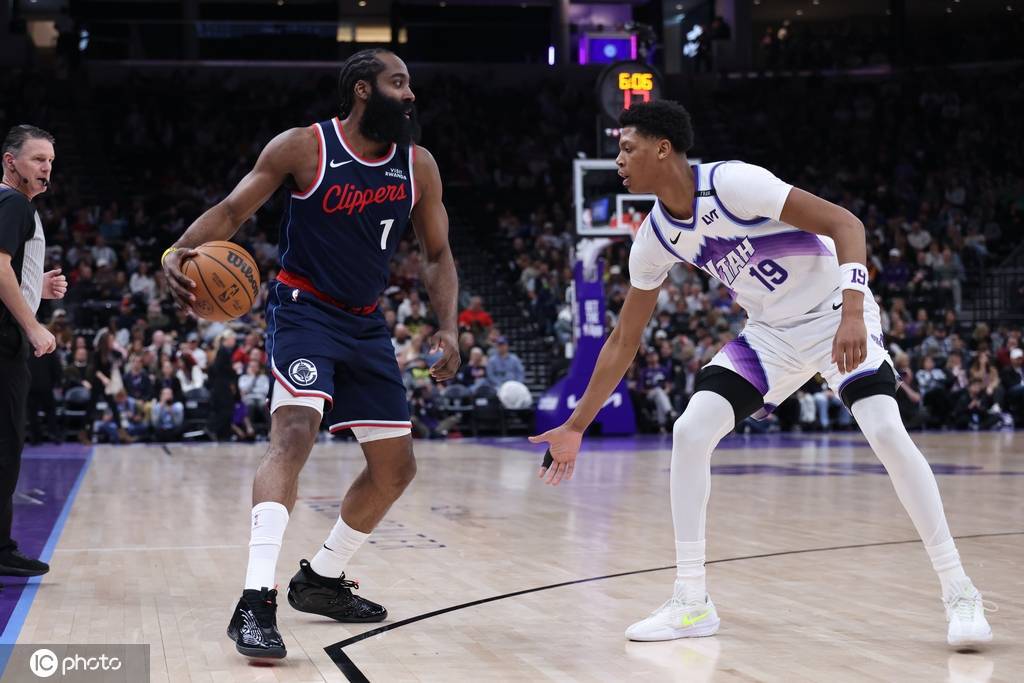 哈登16+3+10伦纳德21+7+4 快船客胜爵士迎3连胜